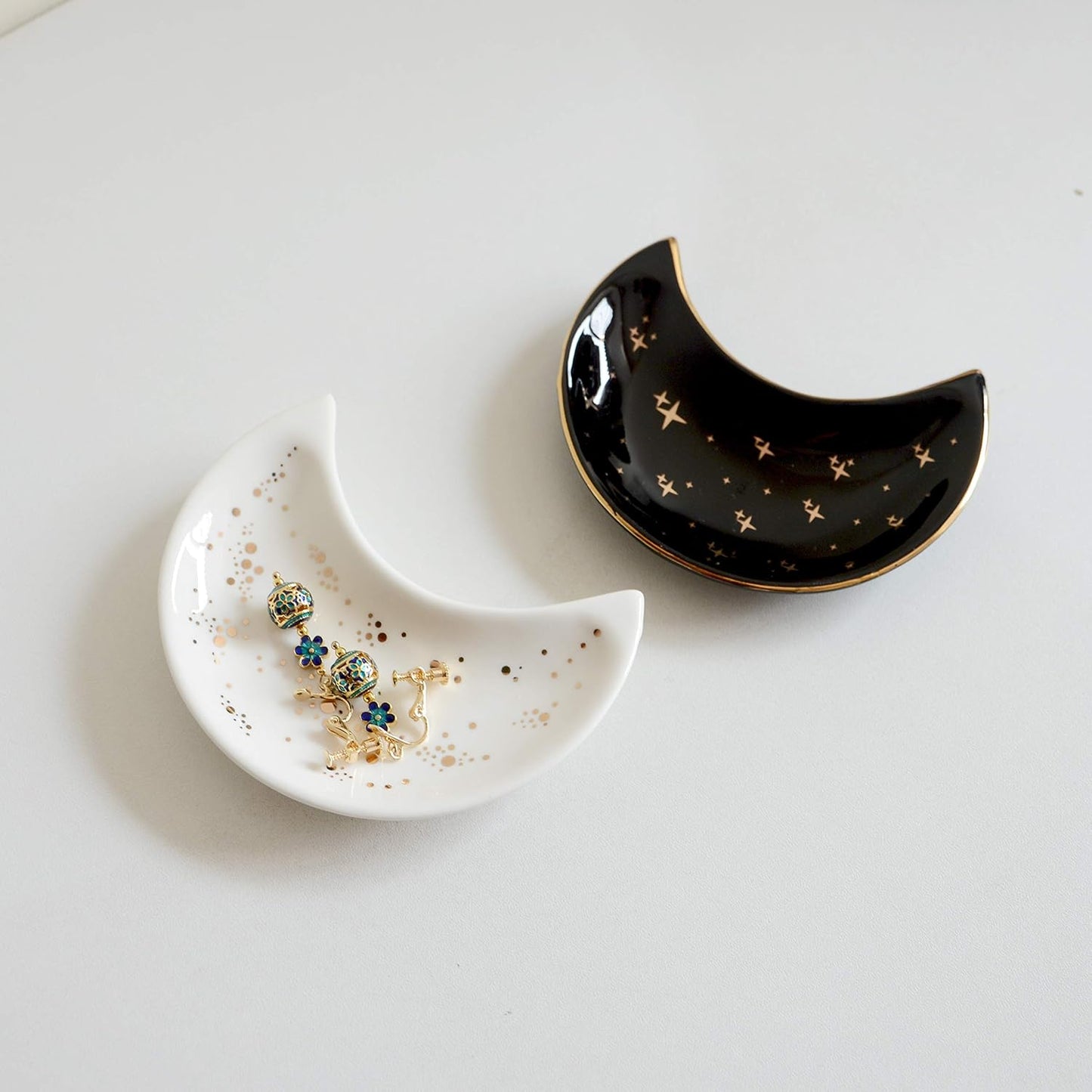 Small Moon Jewelry Dish Tray, Set of 2, Decorative Ceramic Trinket Dish, Modern Accent Tray for Vanity (White and Black)
