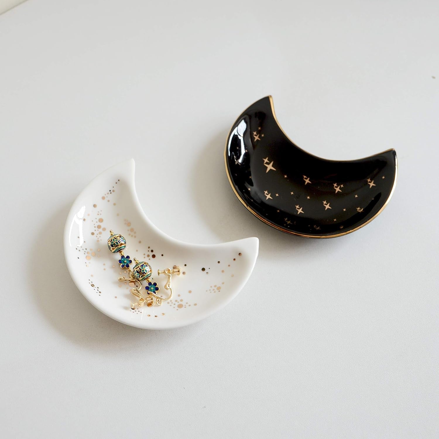 Small Moon Jewelry Dish Tray, Set of 2, Decorative Ceramic Trinket Dish, Modern Accent Tray for Vanity (White and Black)