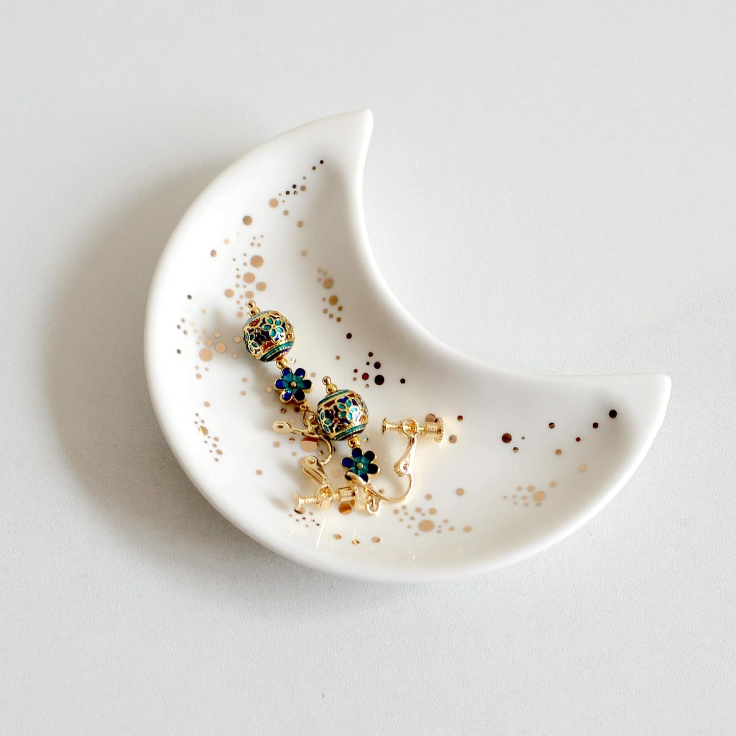Small Moon Jewelry Dish Tray, Set of 2, Decorative Ceramic Trinket Dish, Modern Accent Tray for Vanity (White and Black)